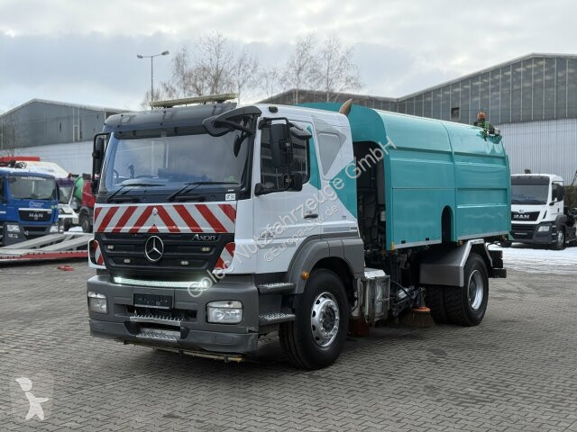 آلة لصيانة الطرق Mercedes Axor 1833...