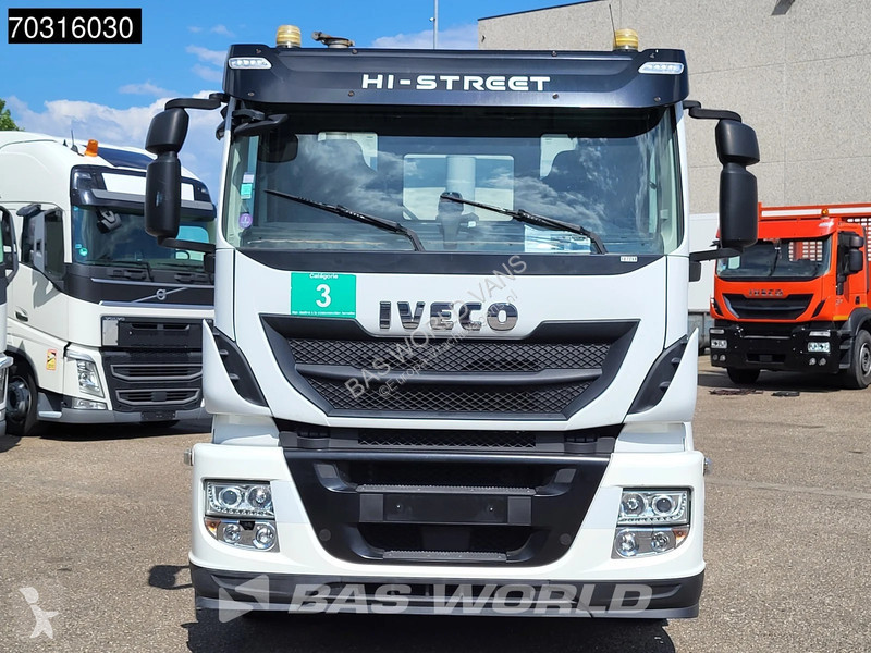 آلة لصيانة الطرق Iveco 330 4X2 Slaughter waste...