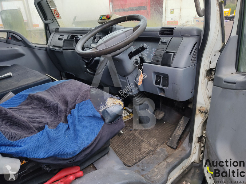 Komunálne vozidlo Mitsubishi Fuso