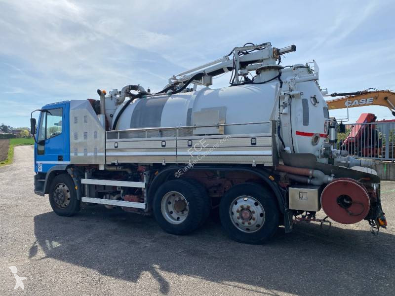 آلة لصيانة الطرق Iveco