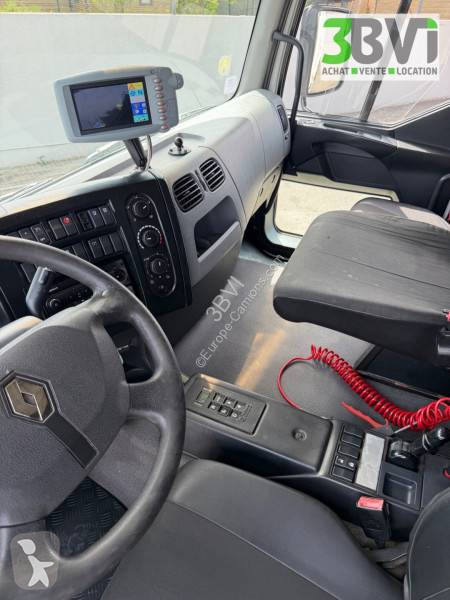 Engin de voirie Renault