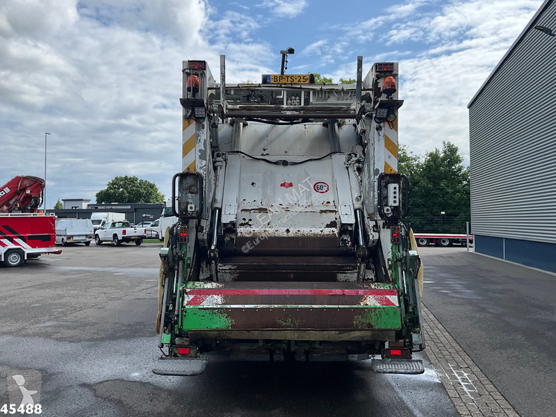 Engin de voirie Scania 230 VDK 20m³
