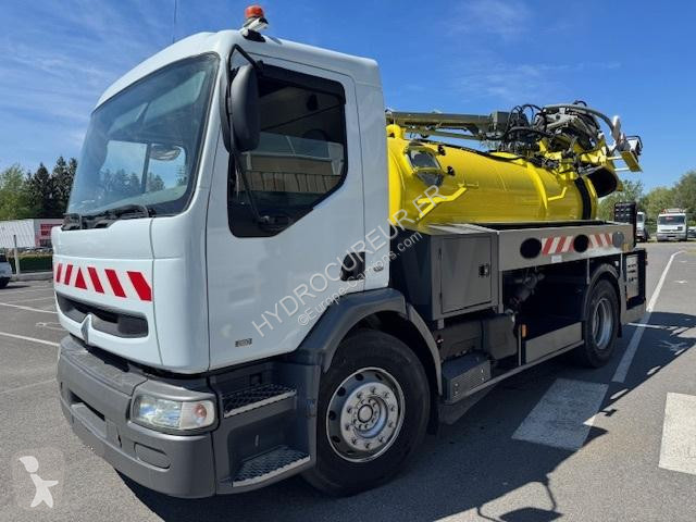 آلة لصيانة الطرق Renault 260