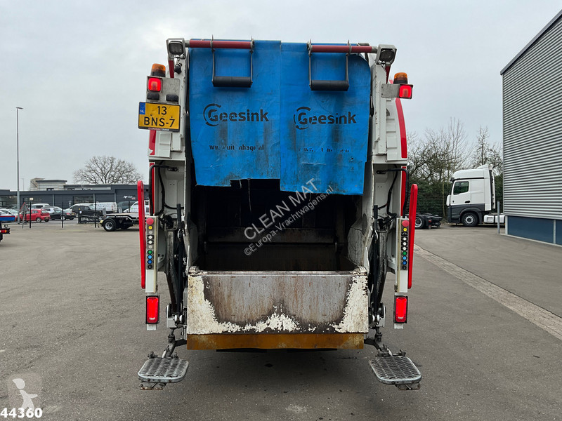آلة لصيانة الطرق Volvo 250 Euro 6 Geesink 11m³