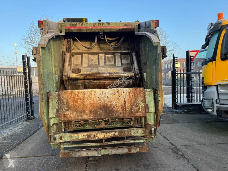 Engin de voirie Volvo 330 6X2 DENNIS EAGLE ROS...