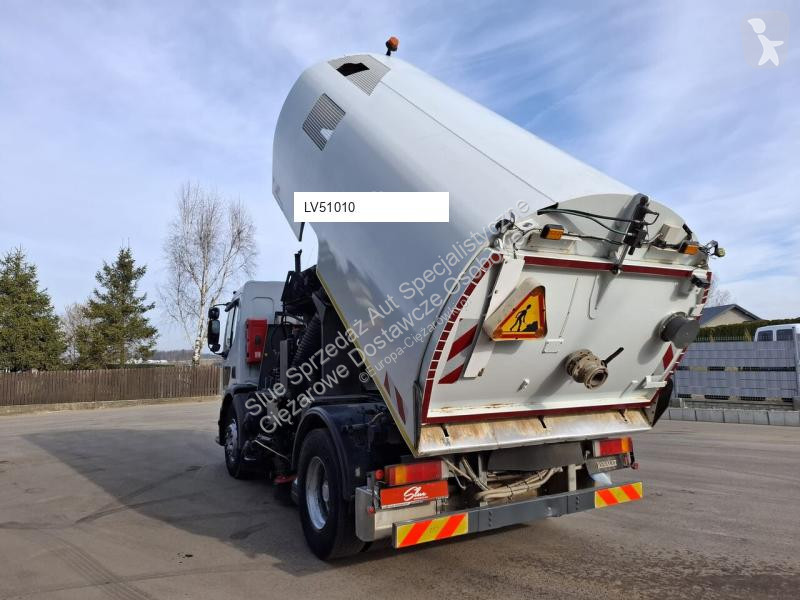 آلة لصيانة الطرق Renault 260