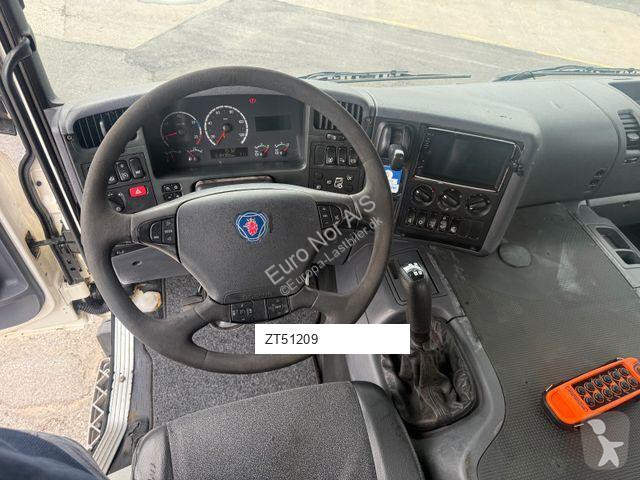 Maskine til vejarbejde  SCANIA P270 4x2...