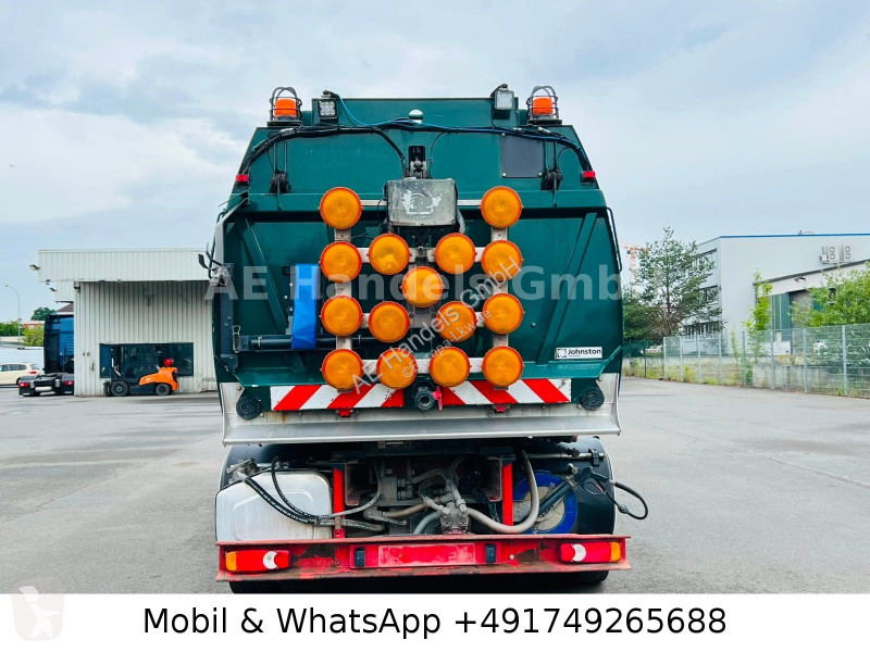آلة لصيانة الطرق Volvo 250 Bucher Johnston VS...
