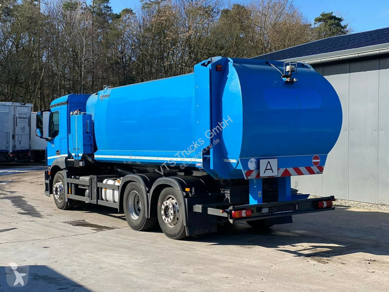 Engin de voirie Mercedes 2533 EU6 Zoeller...