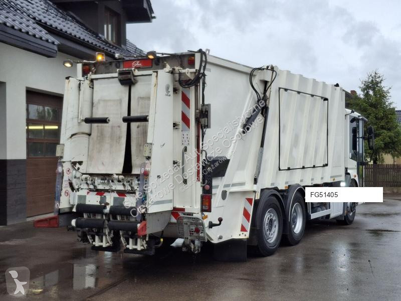 Silniční stroje Mercedes press 522 Zoeller
