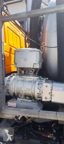 آلة لصيانة الطرق Iveco