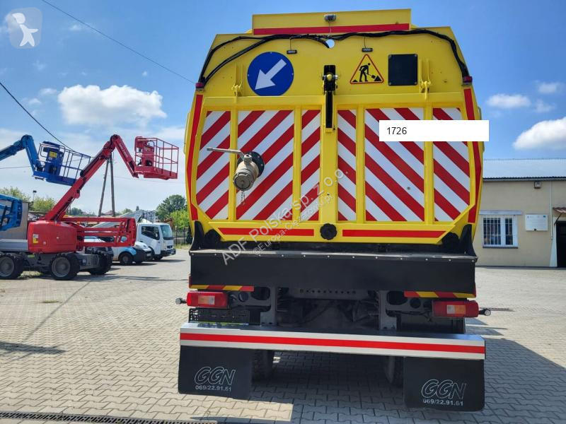 آلة لصيانة الطرق Volvo JBVT801