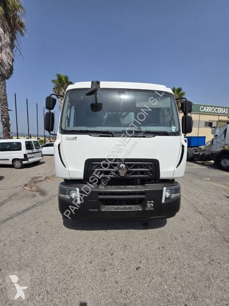 آلة لصيانة الطرق Renault