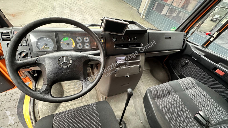 Komunálne vozidlo Mercedes 816 D HD-Spül Kombi...