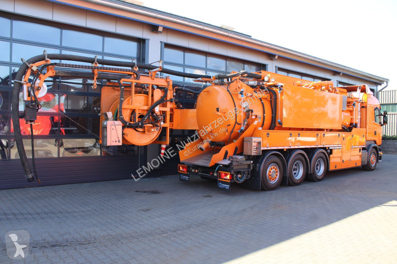 آلة لصيانة الطرق Scania 450 8x4 Kroll 19m³...