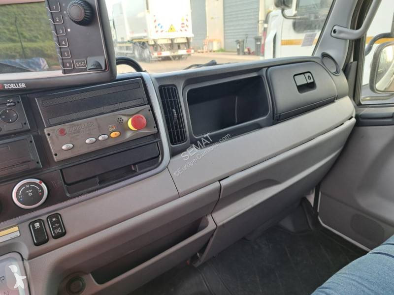 آلة لصيانة الطرق Fuso