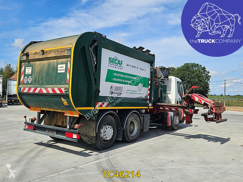 Engin de voirie Renault 380