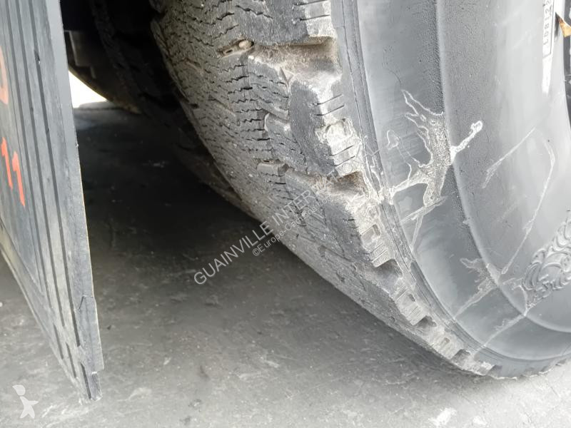 Engin de voirie Scania 320