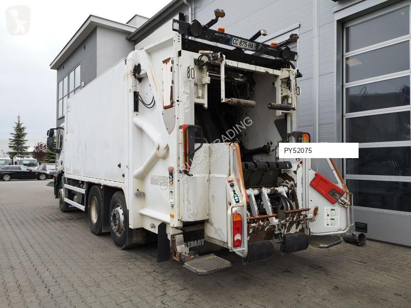 Gemeentevoertuig Iveco 330