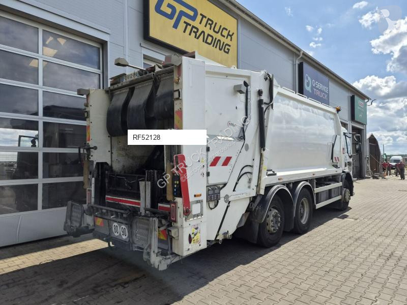 Vehículo de limpieza viaria Renault D Wide 320...