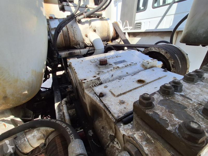 Silniční stroje Iveco Cursor 310