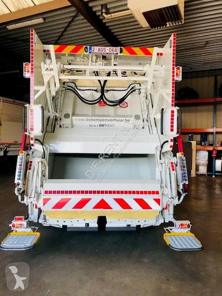 Útfenntartó-és-karbantartógép DAF 340 FAN6 * 2...