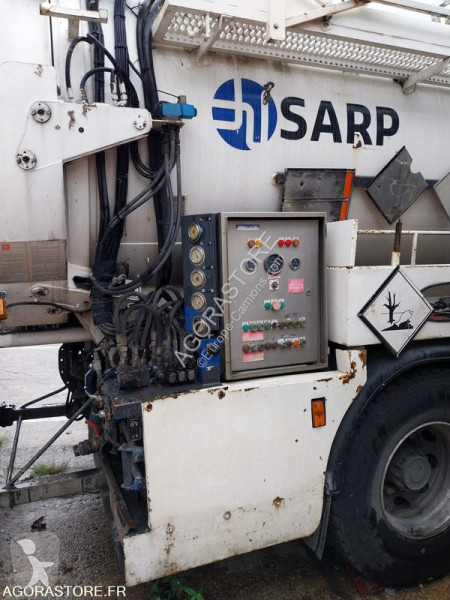 Vehículo de limpieza viaria Renault KERAX
