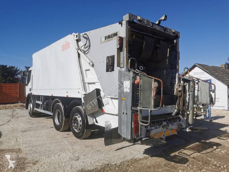Vehículo de limpieza viaria Renault 320 DXI