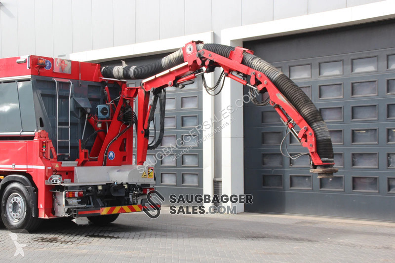 Gemeentevoertuig Mercedes 3251 RSP SAUGBAGGER 2020