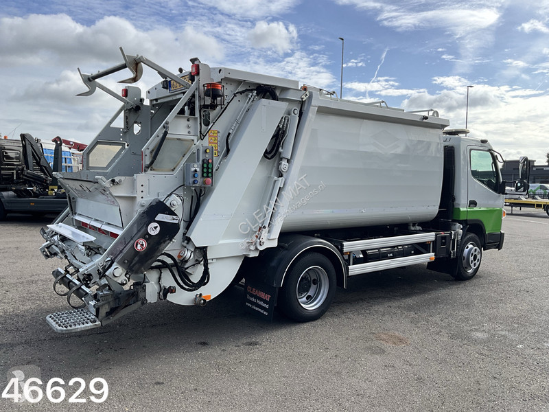 Vehículo de limpieza viaria Fuso 9C18 Zoeller...