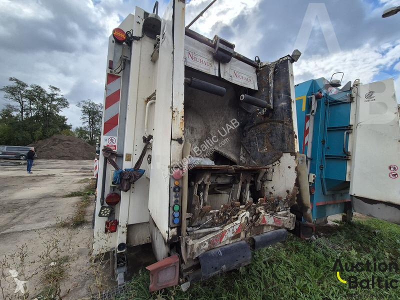 Engin de voirie Mercedes ECONIC