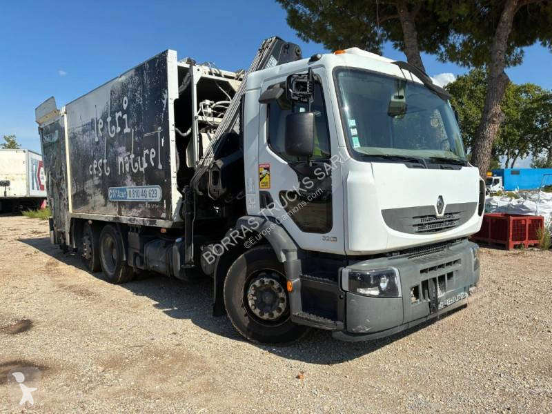 آلة لصيانة الطرق Renault 320 DXI