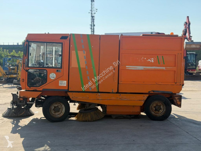 Gavia 450 road network trucks