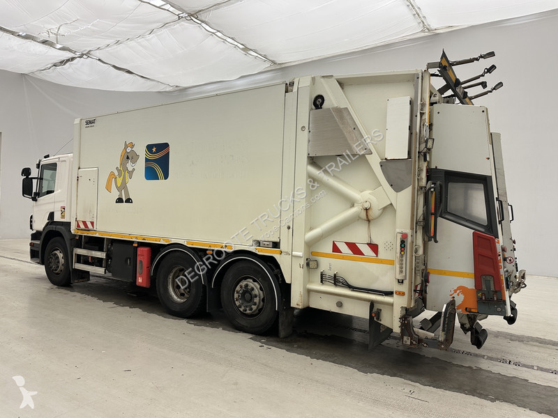 آلة لصيانة الطرق Scania 360 - 6x2