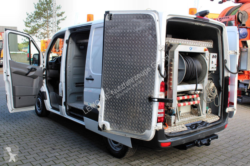 آلة لصيانة الطرق Mercedes 316 CDI 1m² F&F...