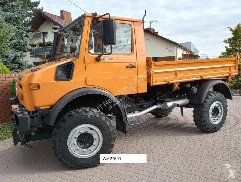 آلة لصيانة الطرق Mercedes UNIMOG U1650 *2001*...