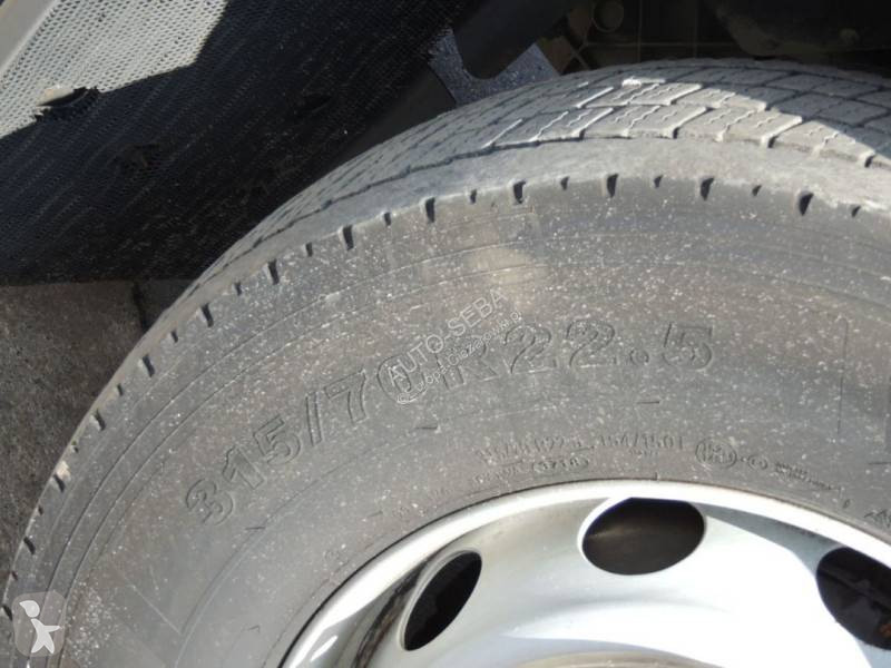 Utilaje pentru drumuri Volvo