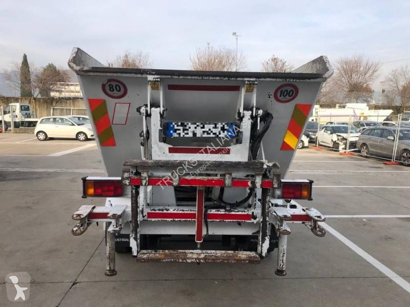 Silniční stroje Iveco