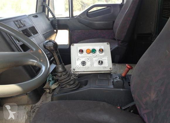 Silniční stroje Iveco