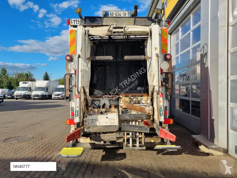 Vägmaskiner Renault 270