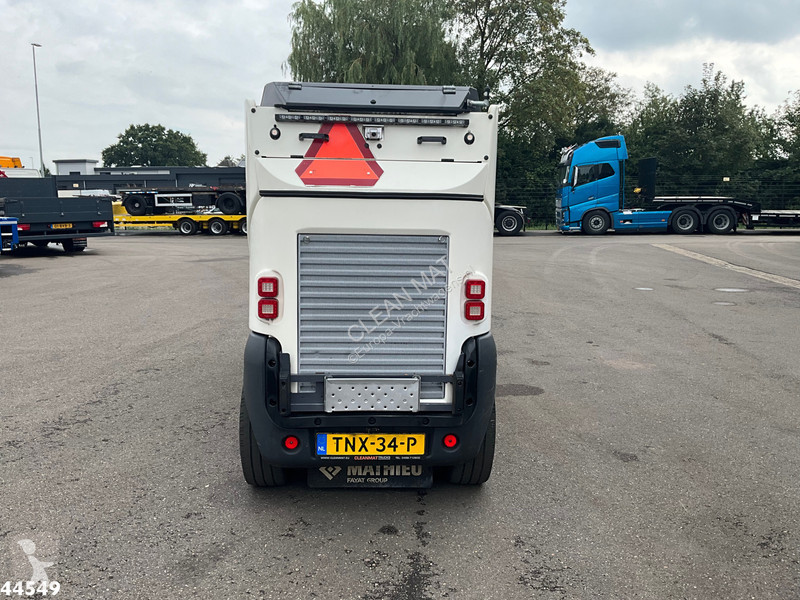 Gemeentevoertuig Mathieu MC 210 Flex Euro 6...