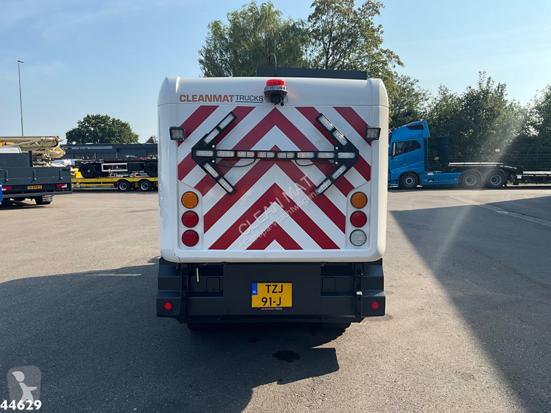 Vägmaskiner Ravo 540 CD Euro 6 with 3-rd brush