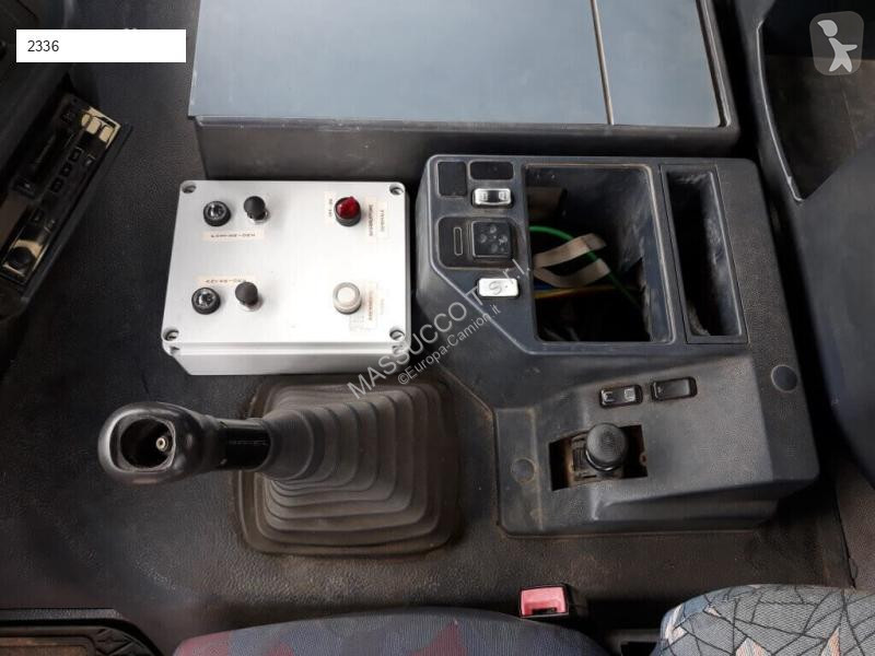 Silniční stroje Mercedes 4144