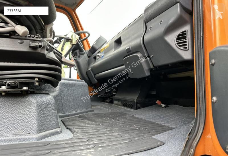 Utilaje pentru drumuri Mercedes U400