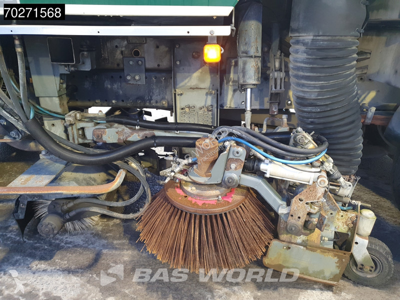 Vägmaskiner MAN 15.250 4X2 Eurovoirie Sweeper...