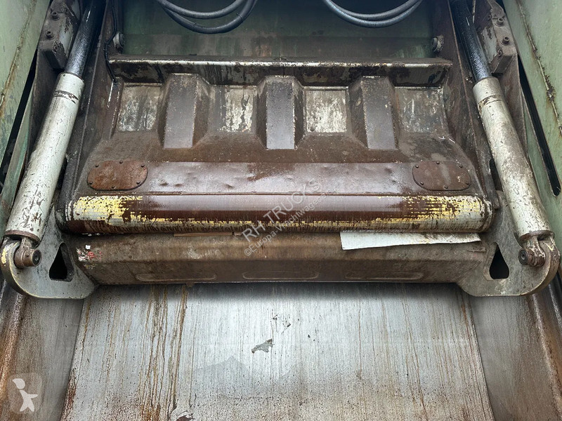 Silniční stroje DAF 290 DAF  290 6X2 DENNIS...