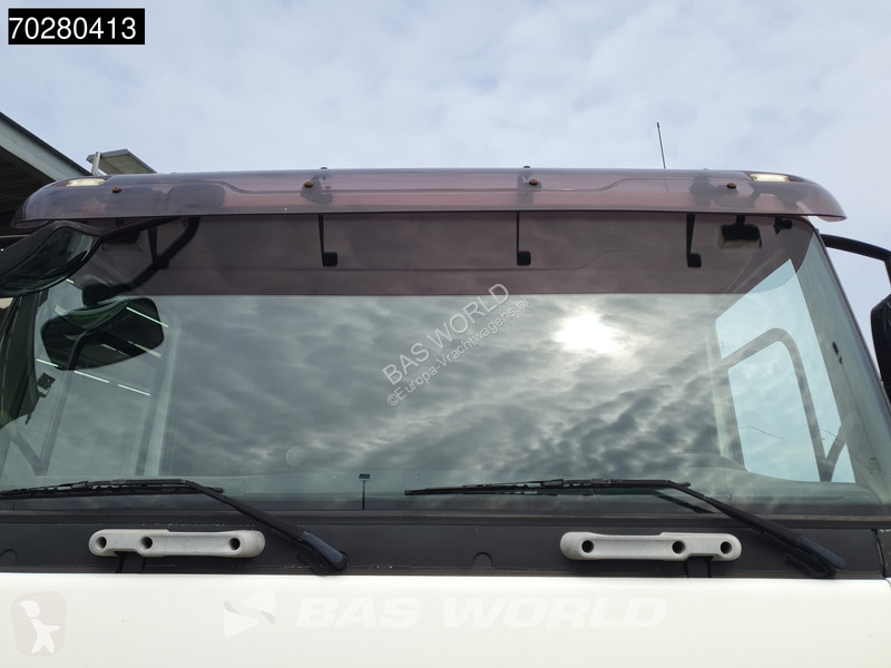 Vägmaskiner DAF 250 6X2 NL -Truck...