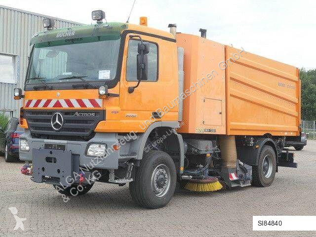 Silniční stroje Mercedes 2032 A 4x4, Bucher...