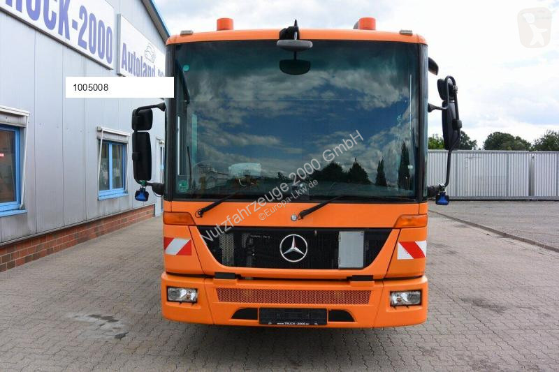 Silniční stroje Mercedes