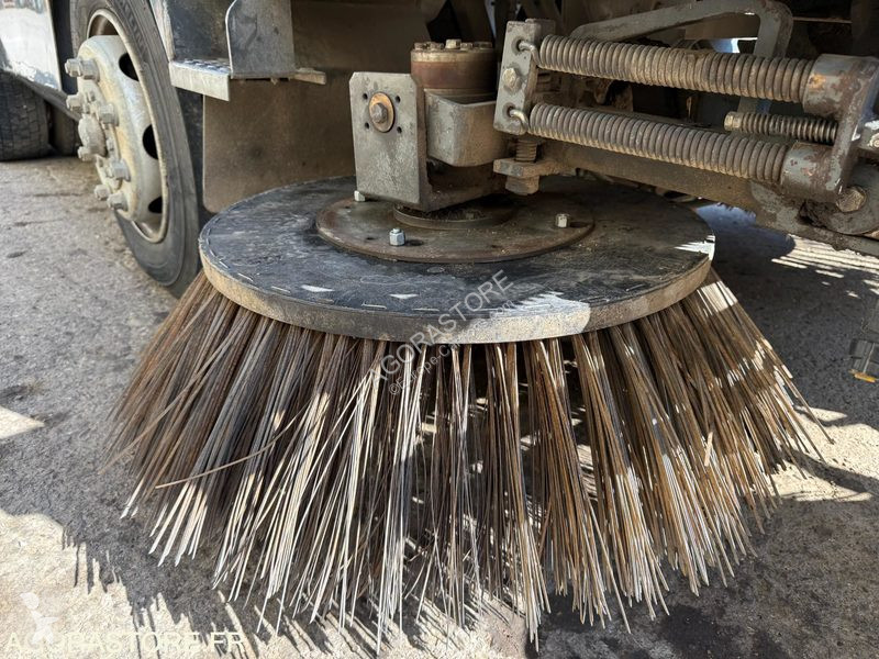 Utilaje pentru drumuri  C 560